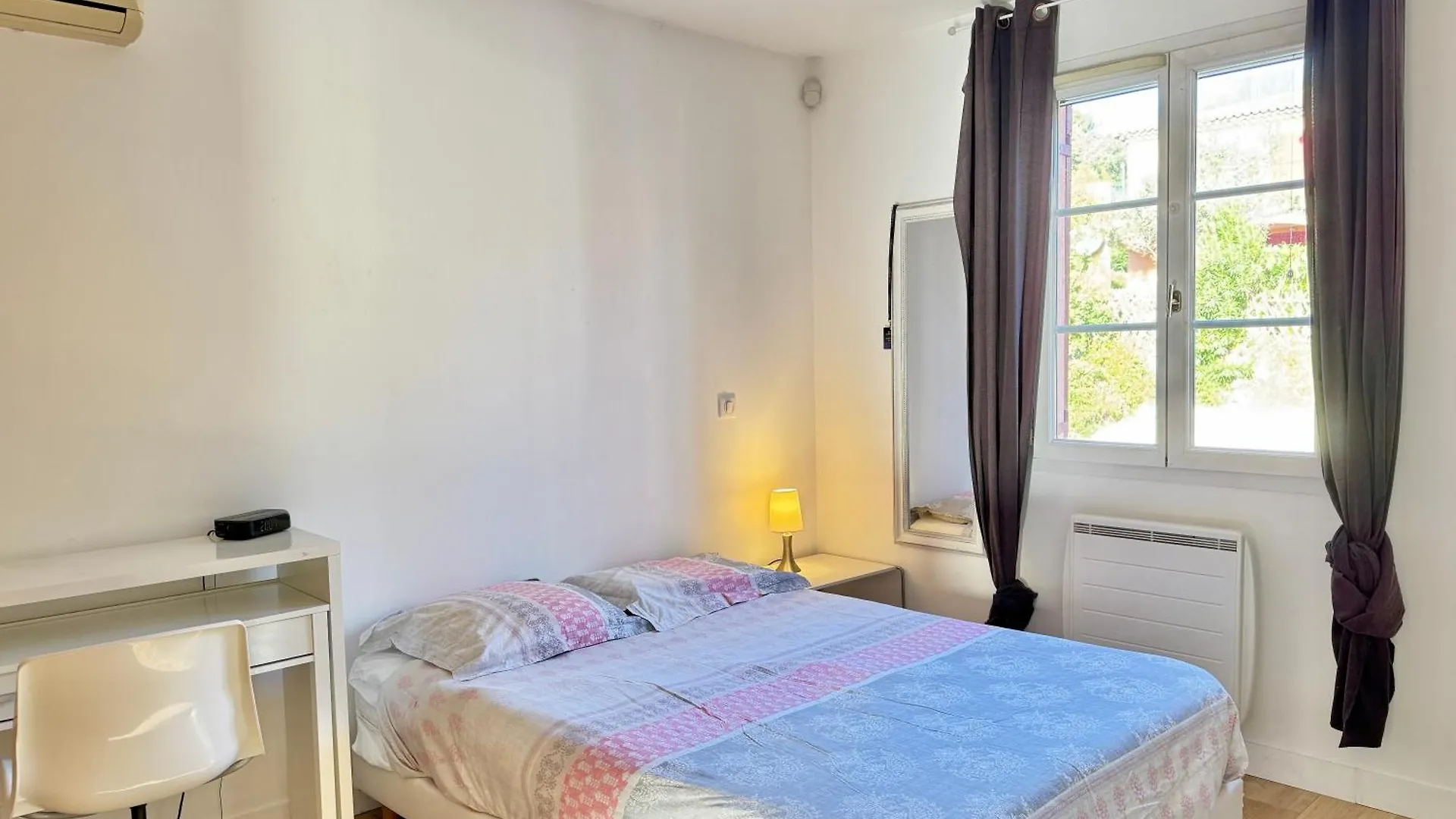 Holiday Sun Villa Villeneuve-Loubet