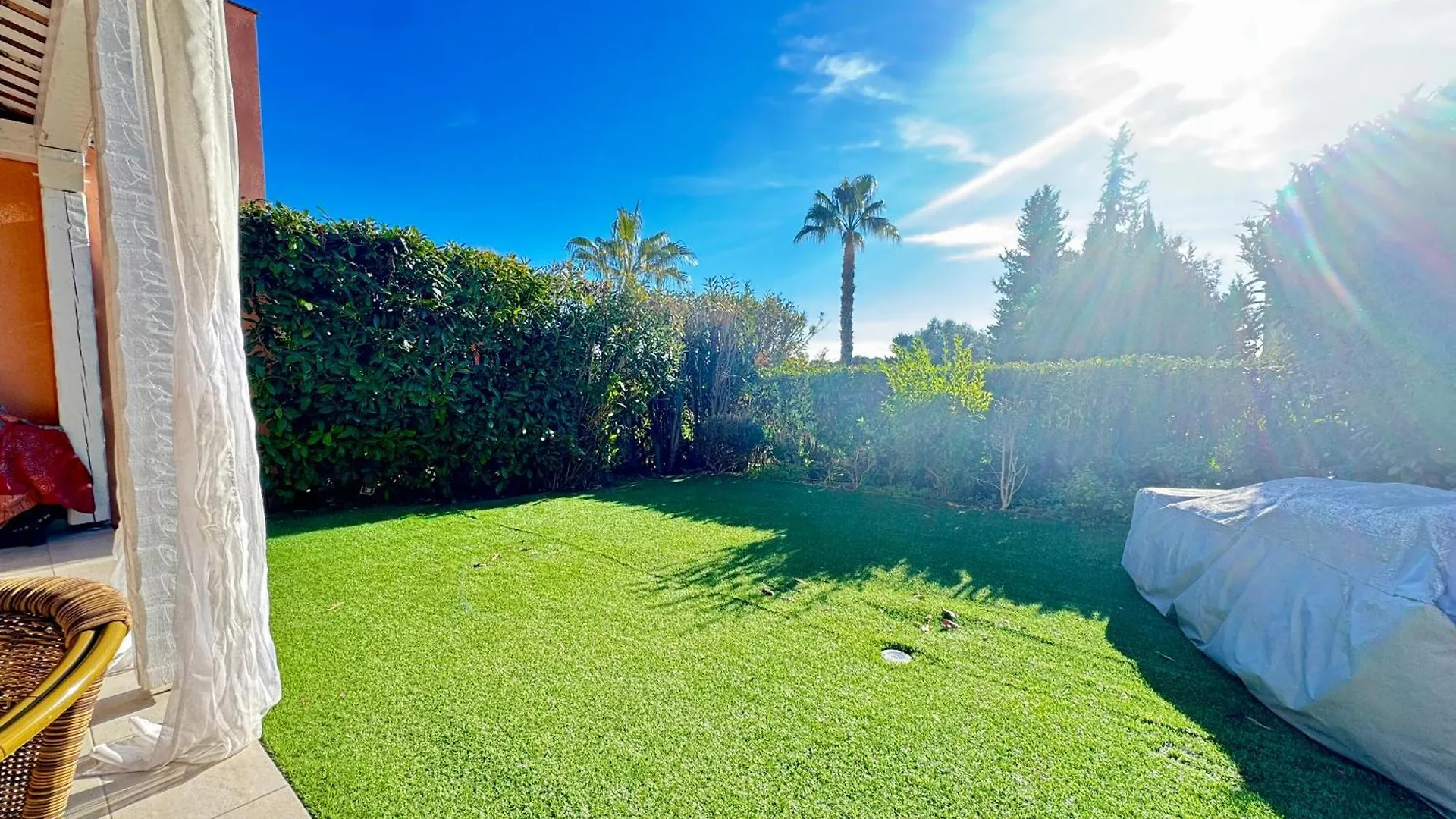 Holiday Sun Villa Villeneuve-Loubet